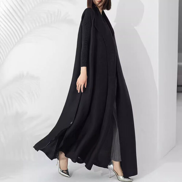Graceful And Fashionable Long Trench Coat For Women - Image 4