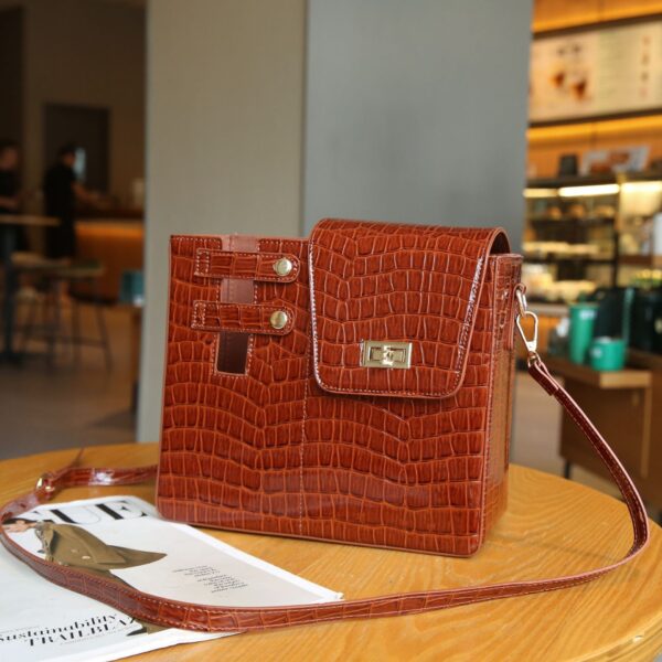 Stone Pattern Special-interest Design Crossbody Bag - Image 4