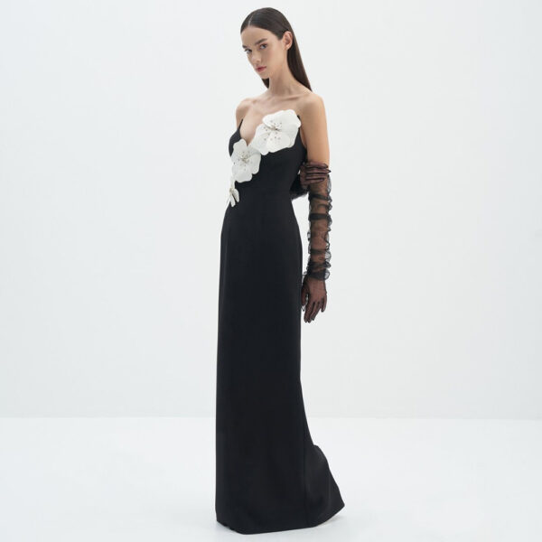 Black Backless Bandage Chest White Exquisite Flower Decorative Dress For Women Dress - Image 3