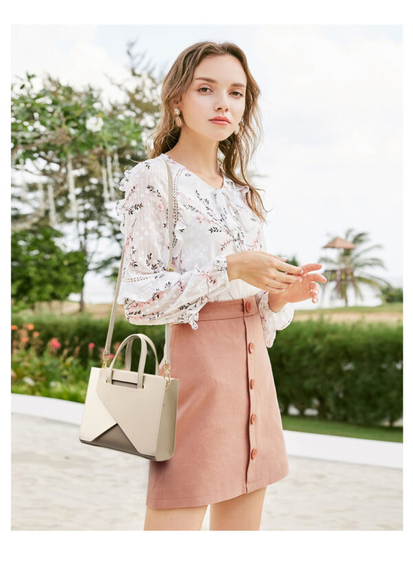 Large-capacity Leather Shoulder Messenger Bag For Women - Image 4
