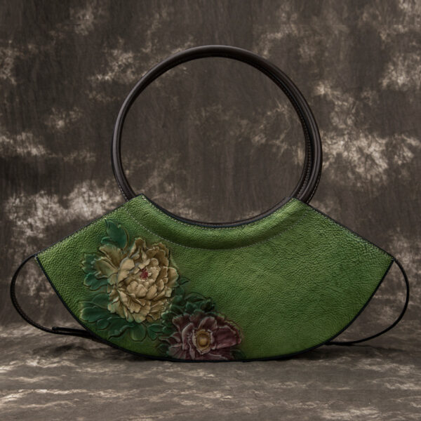 New Retro Female Bag Fashion Casual First Layer Cowhide One-shoulder Messenger Bag - Image 2