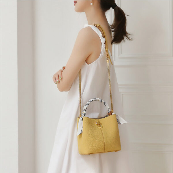 One-shoulder Bag Popular Ins Niche Messenger Bag This Year - Image 3