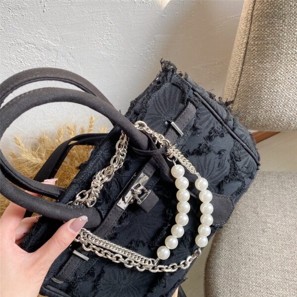 Tassel Canvas 30-inch Beaded Vintage Portable Messenger Bag - Image 8
