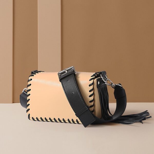Women's Woven Tassel Contrast Shoulder Bag - Image 2