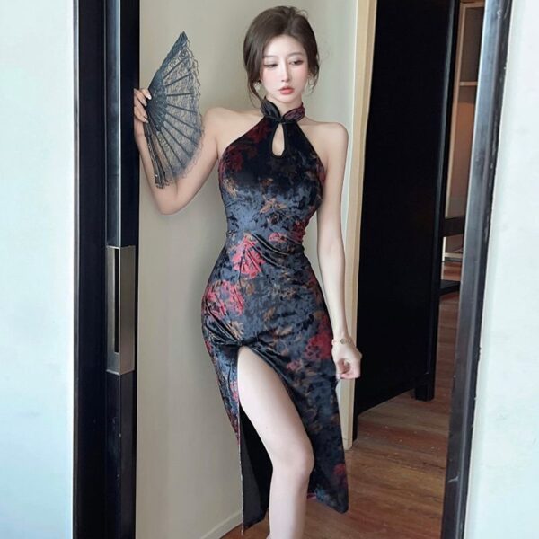 Women's Vintage Elegant Halter Printed Velvet Dress - Image 4