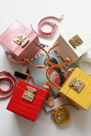 New mini hit color hand box bag small square bag female candy color slung leather lock box package