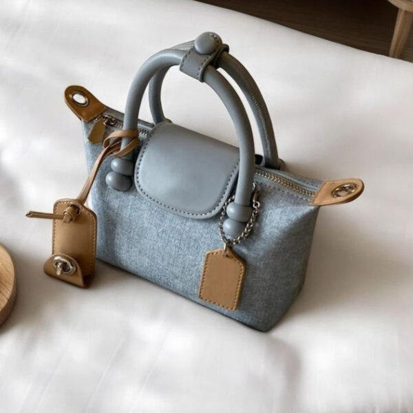 Fashion Portable Dumpling Texture Shoulder Messenger Bag For Women - Image 3