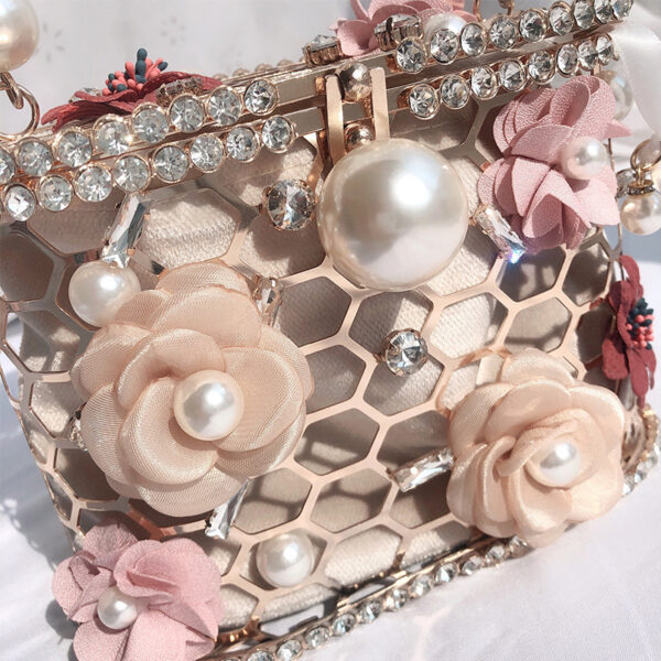 Pearl flower handbag - Image 4