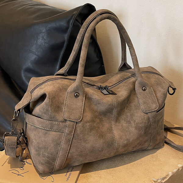 Casual Versatile Large Capacity Shoulder Messenger Bag - Image 3