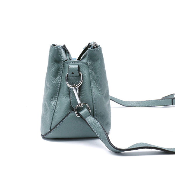 New European And American Fashion Messenger Bag - Image 7