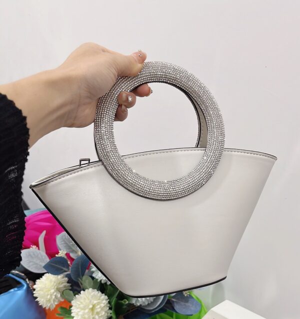 Diamond Round Handle Portable Basket Pack - Image 5