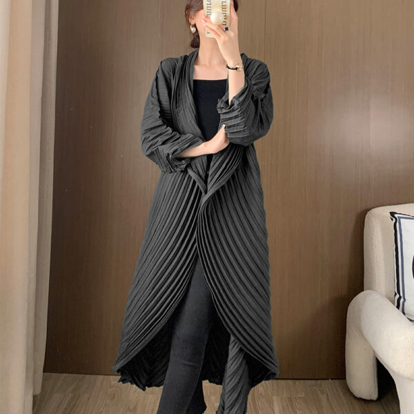 Manual Crimping Female Long Trench Coat - Image 4