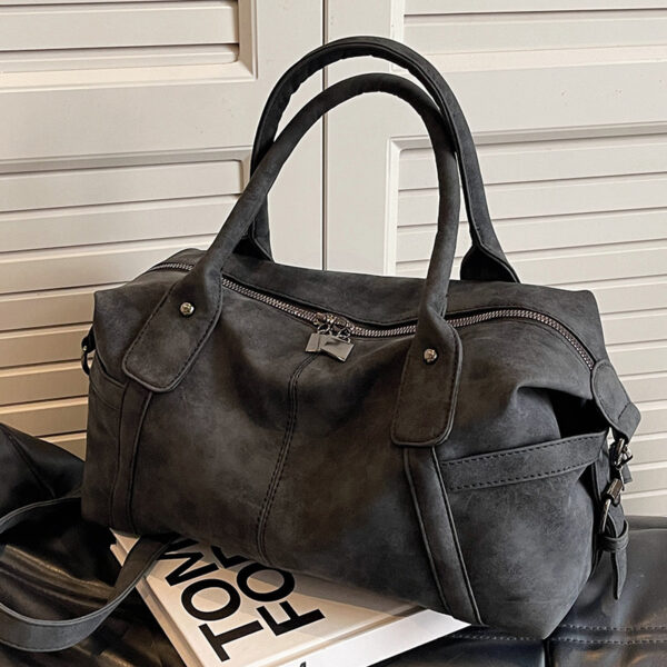 Casual Versatile Large Capacity Shoulder Messenger Bag - Image 4
