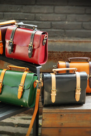 Handmade Vegetable Tanned Leather Bag Portable Messenger Bag