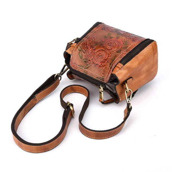 Fashionable Leather Vintage hand embossed handbag with shoulder inclined water bucket - Image 3