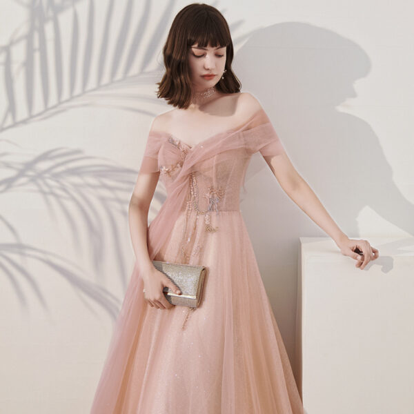 One Shoulder Slim Fairy Aura Light Gauze Bridesmaid Dress - Image 3