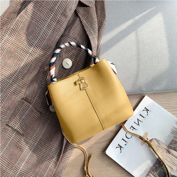 One-shoulder Bag Popular Ins Niche Messenger Bag This Year - Image 2