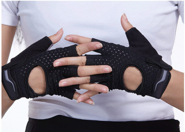 Fitness Gloves Men And Women Dumbbell Equipment Horizontal Bar Exercise Wristband - Image 8