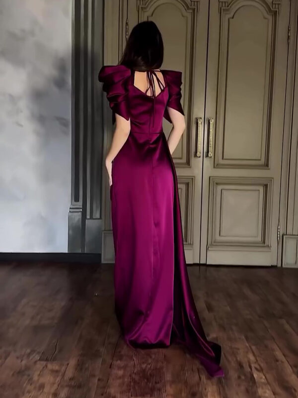 Elegant Puff Sleeve Pleated Slit Maxi Dress - Image 3