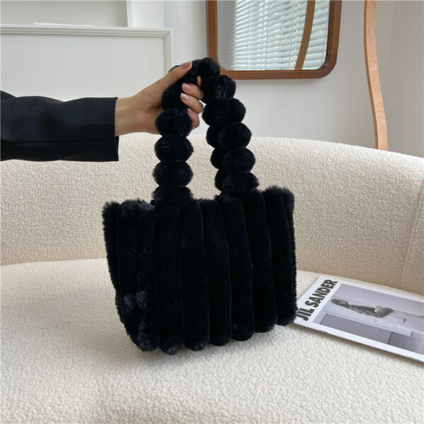 New Fashion One Shoulder Underarm Large Capacity Portable Plush Bag Women - Image 8