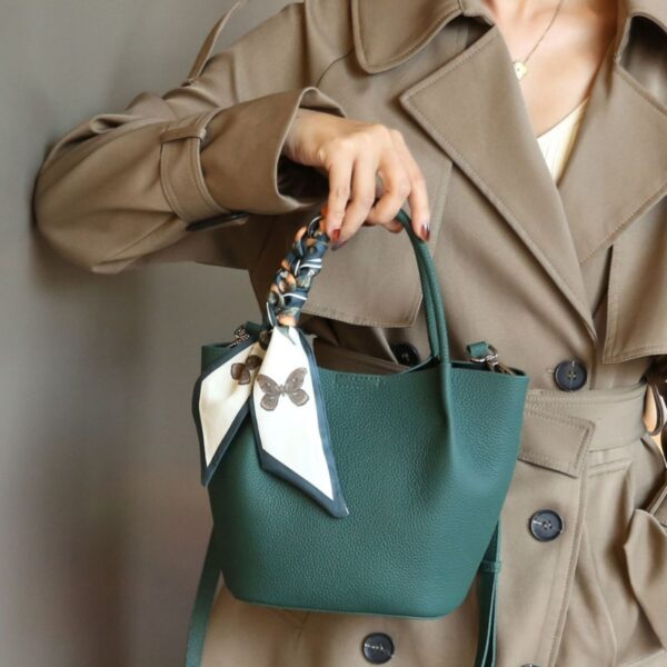 Fashion Top Layer Leather One-shoulder Women's Bag - Image 3