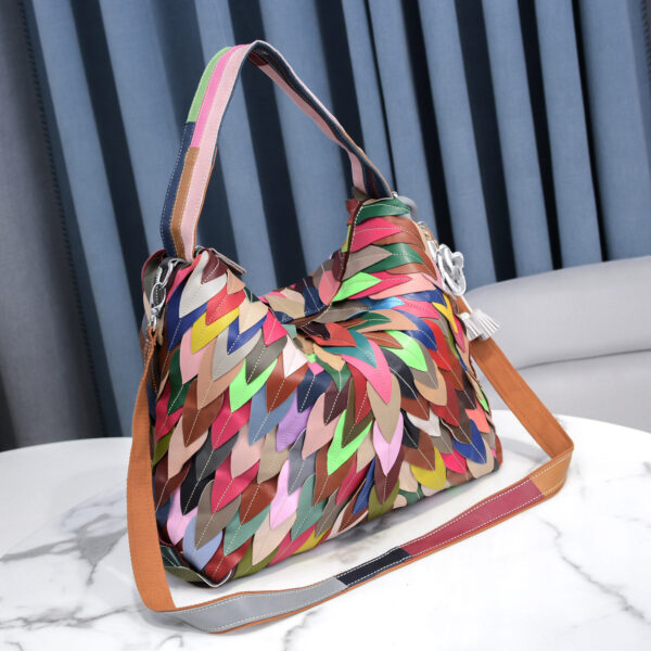 Women's Fashion Large Capacity Soft Leather Leaf Stitching Shoulder Bag - Image 6