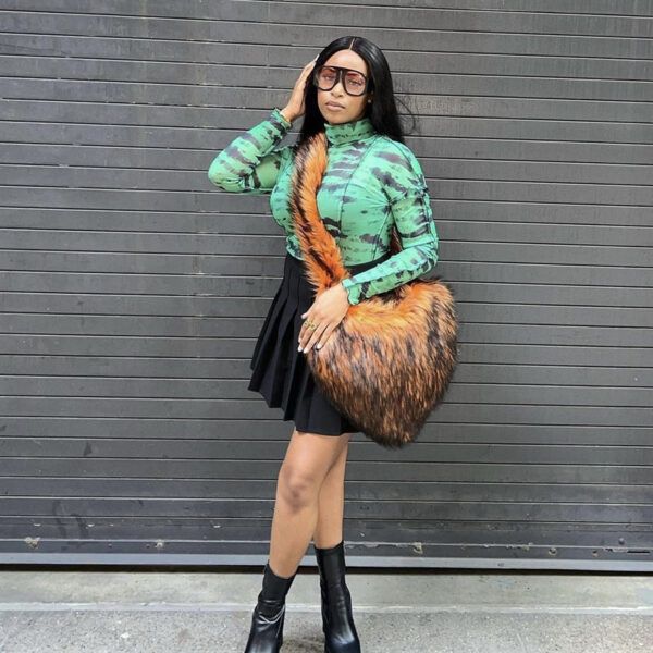 Winter Fleece Shoulder Bags Women Heart Shape Crossbody Bag Plush Large Capacity Love Bag - Image 2