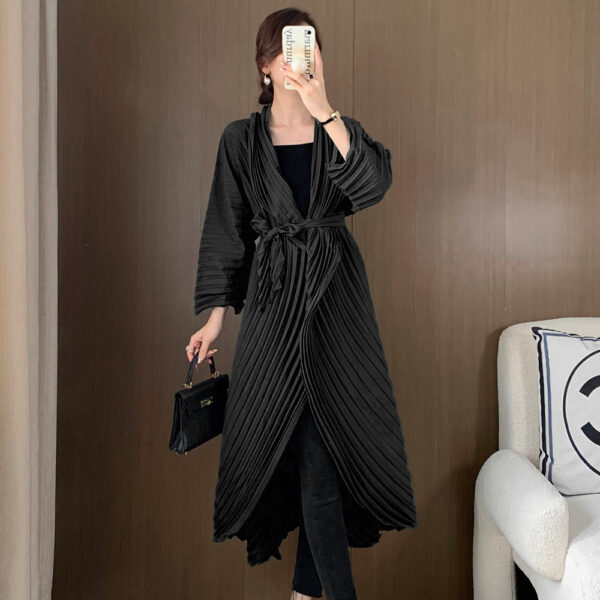 Manual Crimping Female Long Trench Coat - Image 3