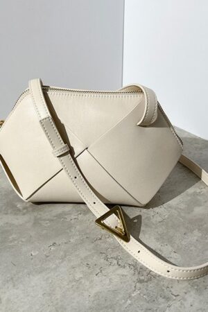 Women's Cross Body Woven Shoulder Bag
