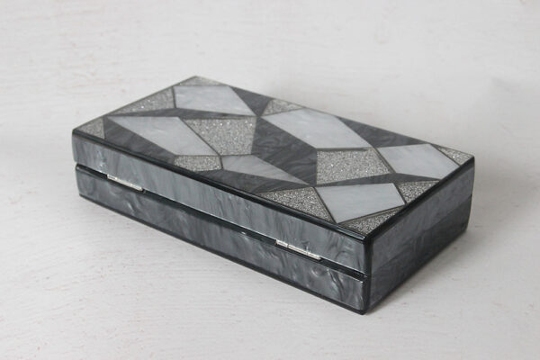 Fashion Black And White Contrast Acrylic Clutch - Image 2