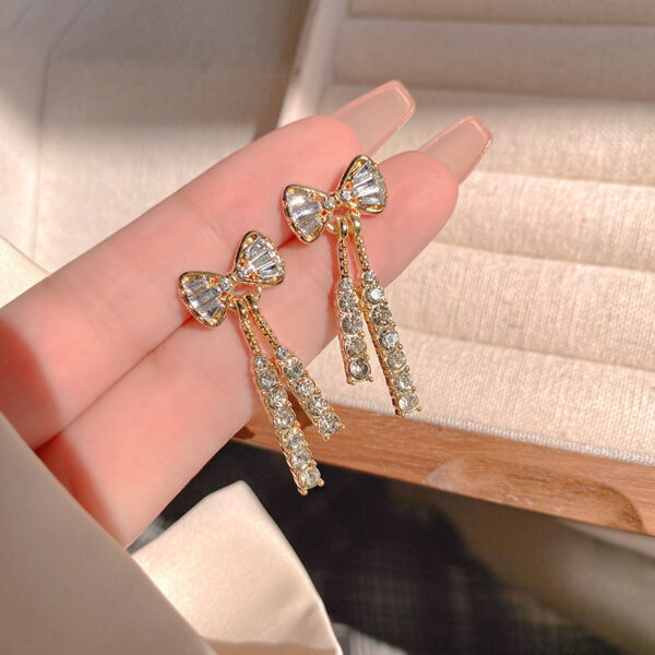 INS Butterfly Earrings With Rhinestones Fashion Temperament Jewelry - Image 3