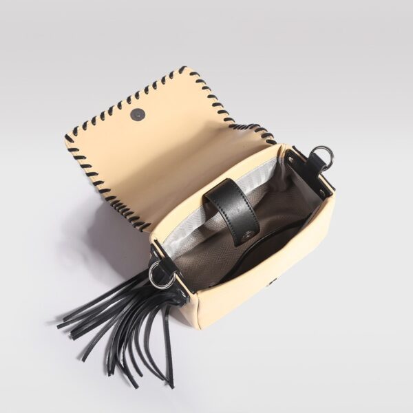 Women's Woven Tassel Contrast Shoulder Bag - Image 4