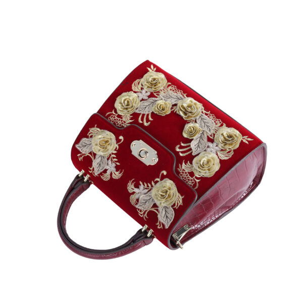 Women's Embroidered Flowers Portable Messenger Bag - Image 5