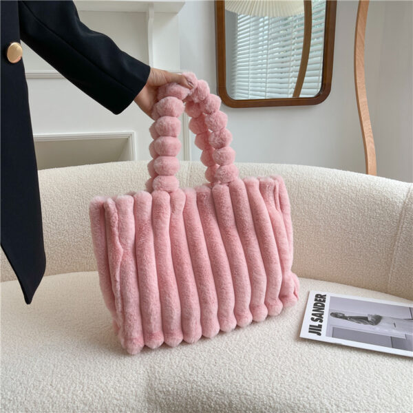 New Fashion One Shoulder Underarm Large Capacity Portable Plush Bag Women - Image 5