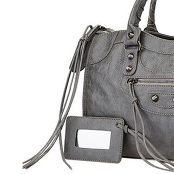 Ladies Hand One Shoulder Crossbody Studded Vintage Fringe Bag - Image 3