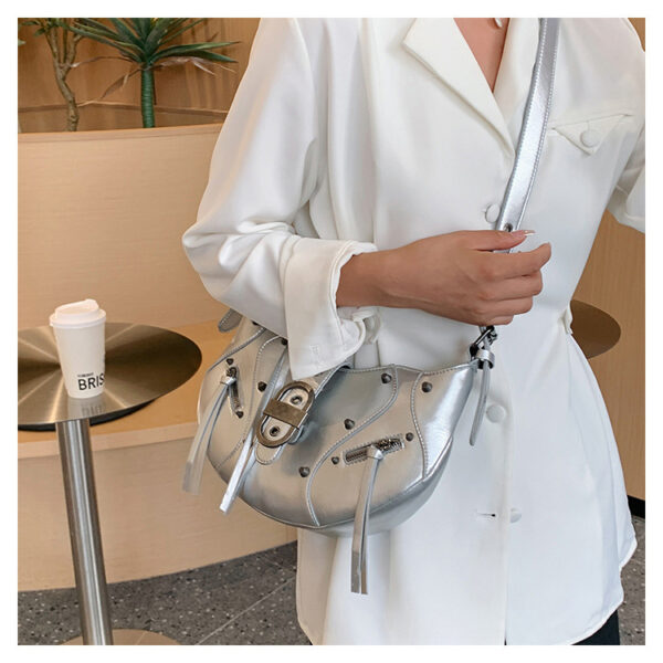 All-match Crescent Dumpling Leisure Commute French Rivet Motorcycle Bag - Image 7