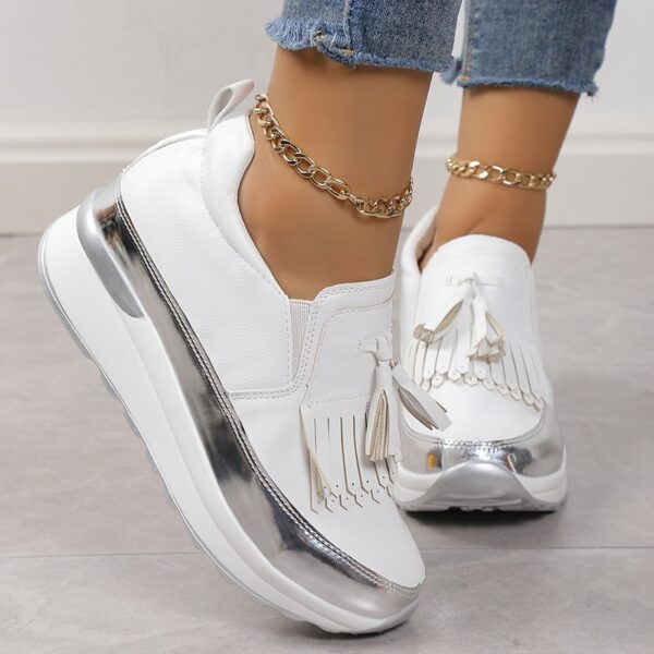 Women's Fashion Tassel Muffin Platform Casual Shoes - Image 4