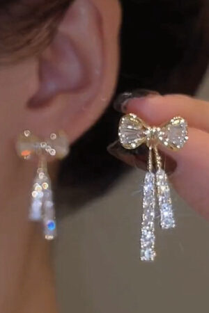 INS Butterfly Earrings With Rhinestones Fashion Temperament Jewelry
