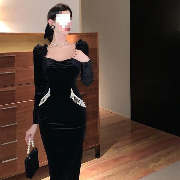 Puffy Sleeves Square Collar Pearl Bib Velvet Black Dress Dress - Image 2