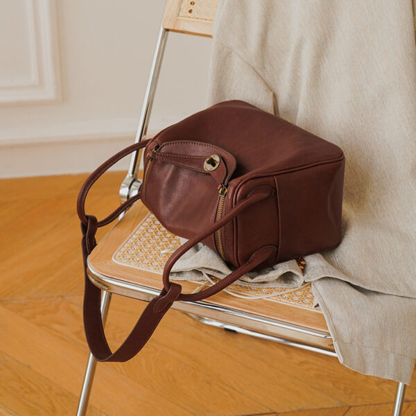 Large Capacity Shoulder Messenger Bag Urban Simple Pillow - Image 3