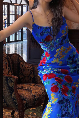 Women's Blue Velvet Burnt Flower Hollow Open Back Slim Slim Strap Dress