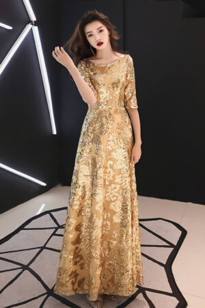 Mid-sleeve Dress For The Grand Annual Meeting Of The Hostess
