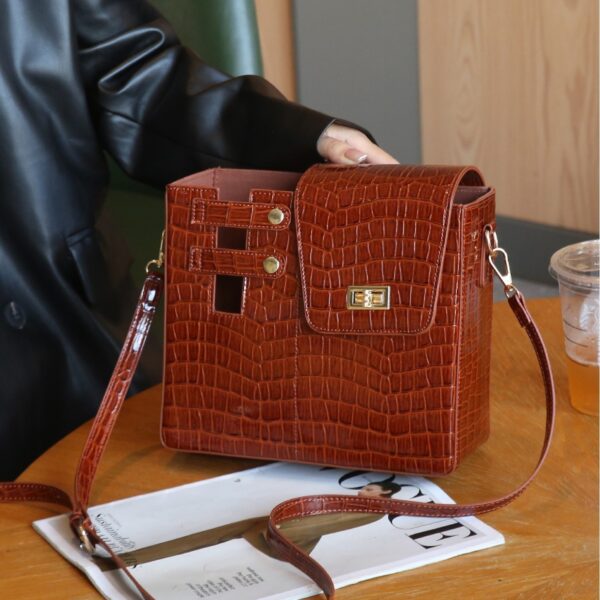 Stone Pattern Special-interest Design Crossbody Bag - Image 3