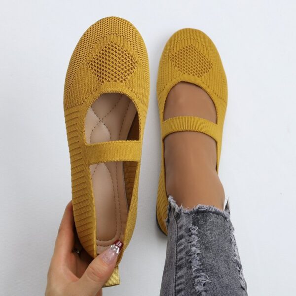 Round Head Comfortable Flat Casual Shallow Mouth Flying Woven Pumps - Image 9