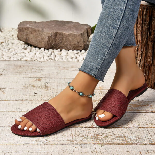Retro Textured Flat Sandals Summer Non-slip Slides Beach Shoes For Women - Image 6