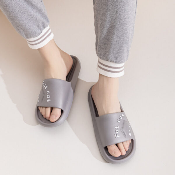 Home Slippers Home Cute Cartoon Wear-resistant Breathable EVA Slippers - Image 3