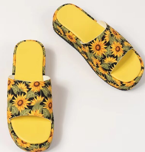 Plus Size Slippers Women's Outer Wear - Image 9