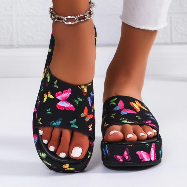 Plus Size Slippers Women's Outer Wear - Image 3