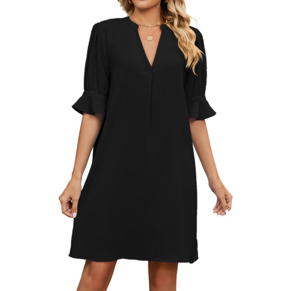 European American Summer New Solid Color And V-neck Loose Pleated Half-length Sleeve Dress - Image 3