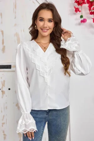 French-style Shirt With Stylish Flared Sleeves